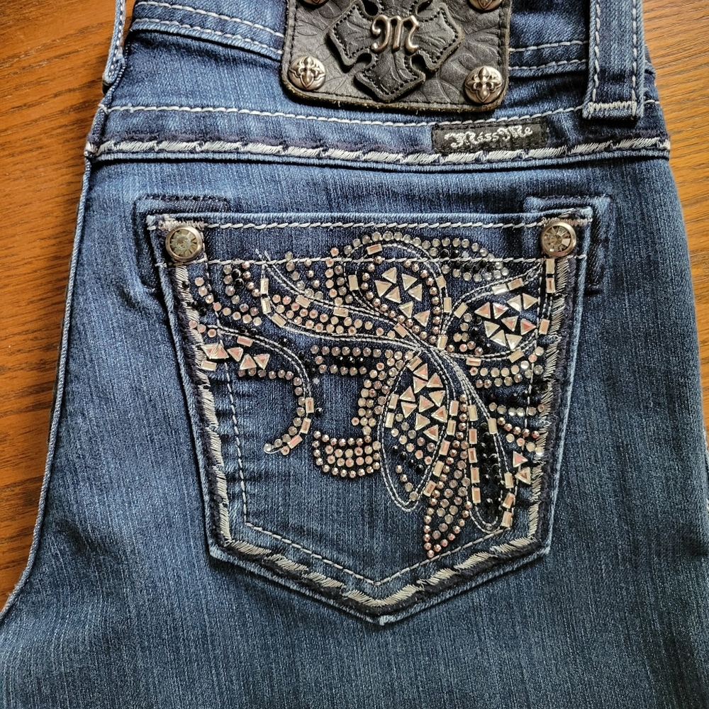 Miss Me boot cut jeans 28x37